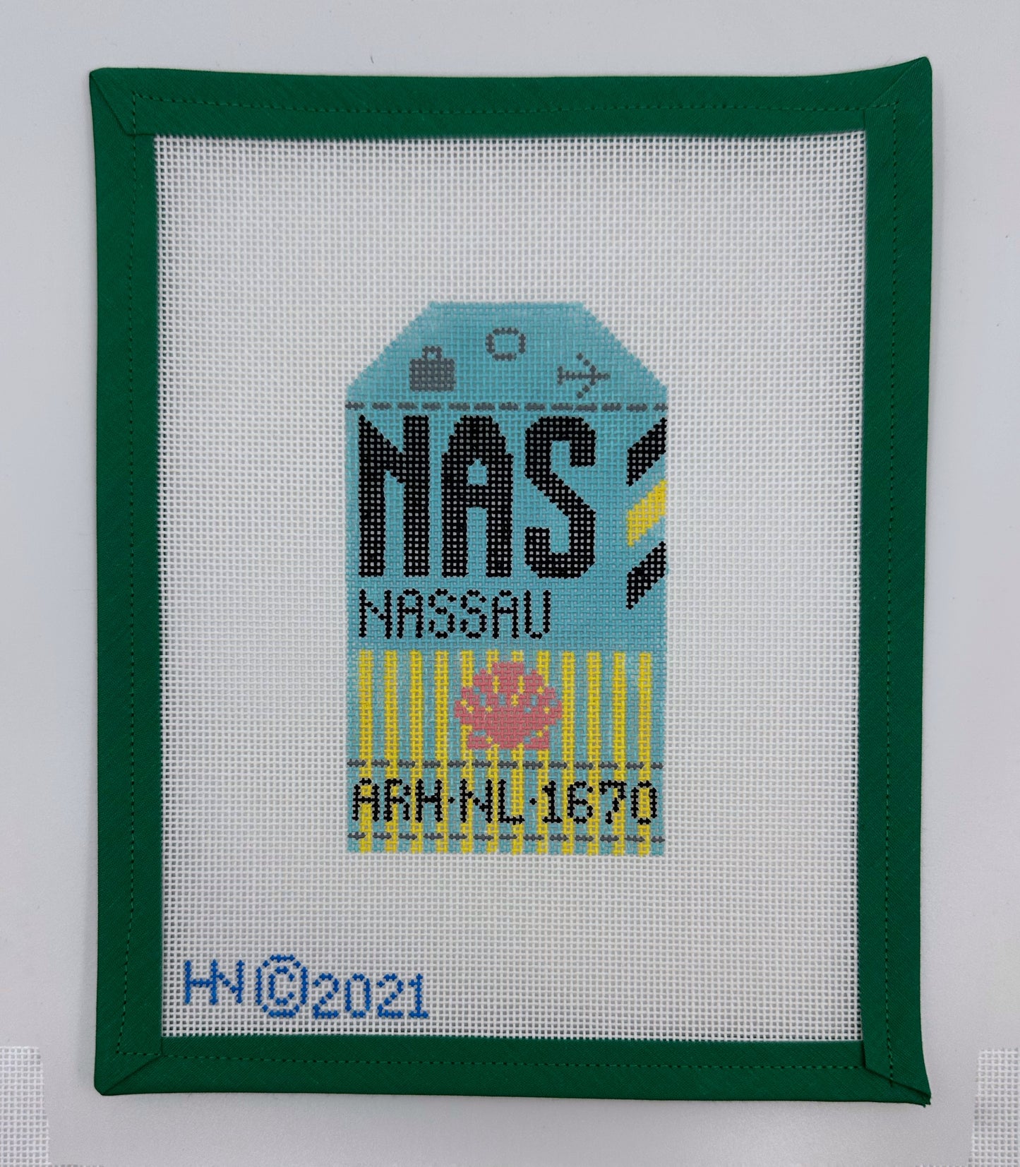 Nassau Retro Travel Tag