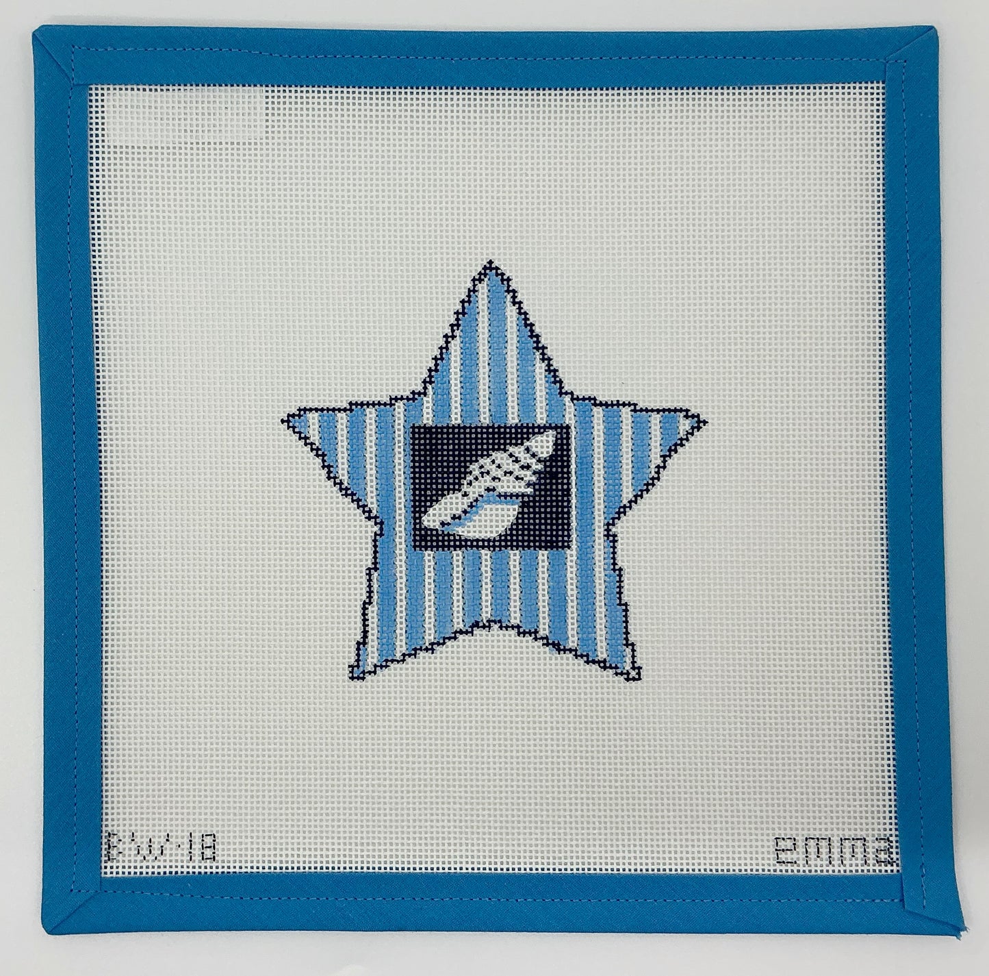 Star with Conch Shell Ornament - BW18EW