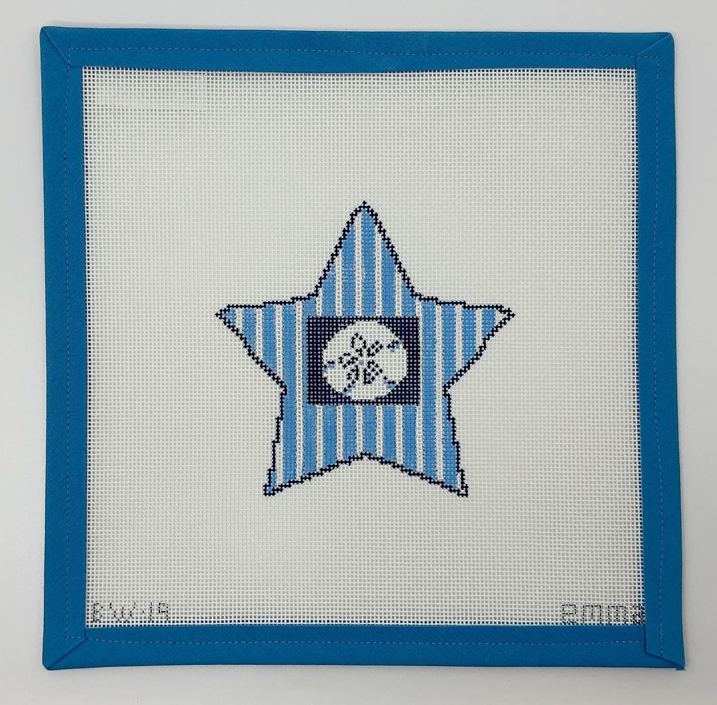 Star with Sand Dollar Shell Ornament - BW19EW