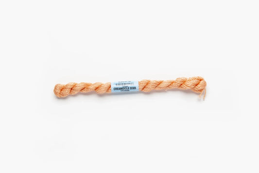 Essentials Skein SE-585 Cream Ice
